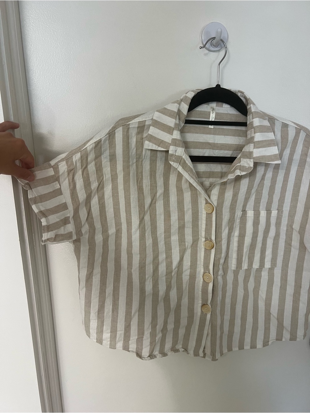 Rylee + Cru Beige & White Striped Linen Button-Up Matching Set Coastal Resort - Picture 2 of 9